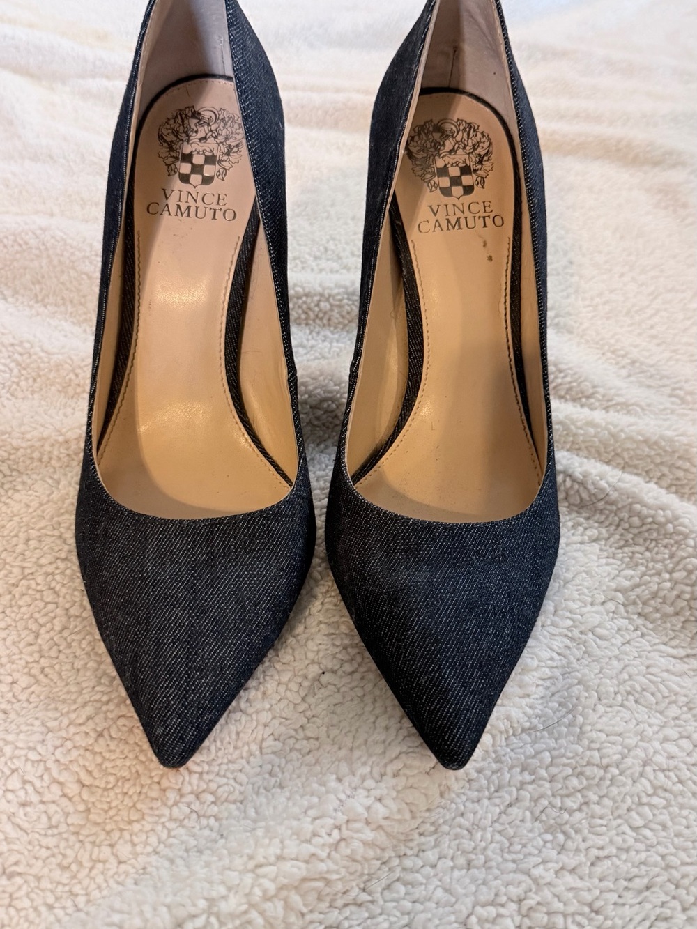 Vero Cuoio Denim Pointed-Toe Pumps